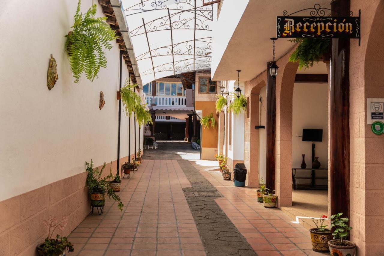 Casa Graciela Hotel Patzcuaro Bagian luar foto