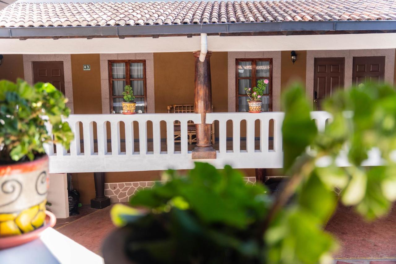 Casa Graciela Hotel Patzcuaro Bagian luar foto