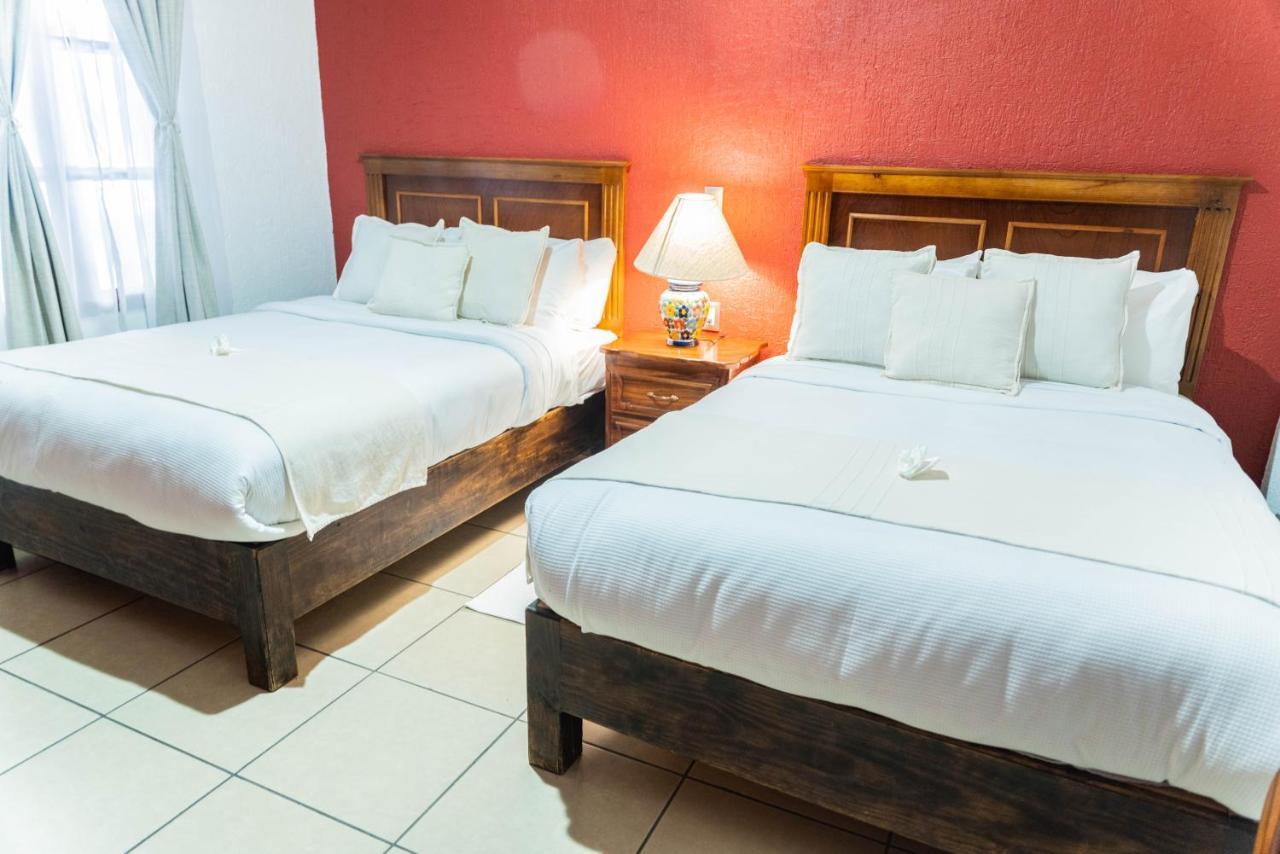 Casa Graciela Hotel Patzcuaro Bagian luar foto