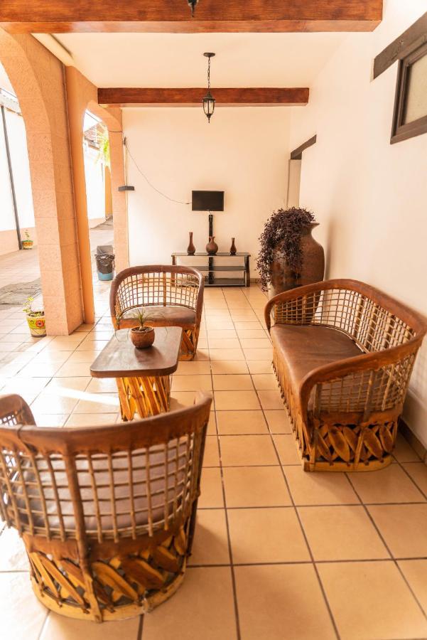 Casa Graciela Hotel Patzcuaro Bagian luar foto